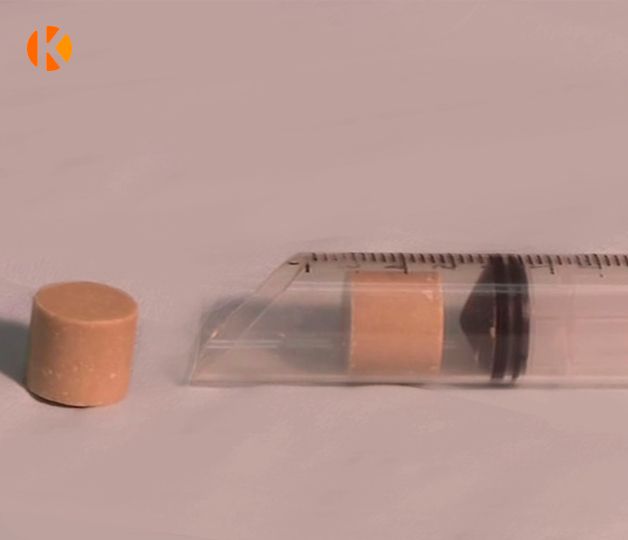 Шприц с имплантом для кодирования